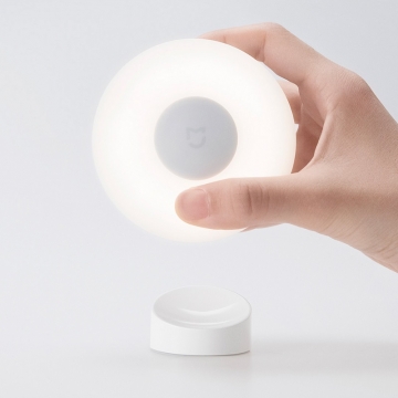 Нічник з датчиком руху Xiaomi Mijia Night Light 2 Нічник із датчиком руху Xiaomi Mijia Night Light 2, MJYD02YL, ABS пластик + полікарбонат, магнітне кріплення лампи до підставки, датчики руху і освітлення, обертання лампи на 360°, автоматичне відключенея через 15 секунд за відсутності руху, 2 рівня яскравості 3 лм і 25 лм, 2800 K (тепле світло), мерехтіння відсутнє, Київ, Киев
