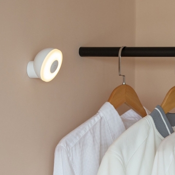 Нічник з датчиком руху Xiaomi Mijia Night Light 2 Нічник із датчиком руху Xiaomi Mijia Night Light 2, MJYD02YL, ABS пластик + полікарбонат, магнітне кріплення лампи до підставки, датчики руху і освітлення, обертання лампи на 360°, автоматичне відключенея через 15 секунд за відсутності руху, 2 рівня яскравості 3 лм і 25 лм, 2800 K (тепле світло), мерехтіння відсутнє, Київ, Киев