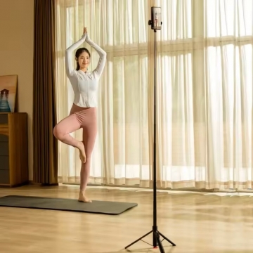 Підлоговий монопод / штатив для селфі з функцією зума Xiaomi Zoom Ground Selfie Stick Підлоговий монопод / штатив для селфі з функцією зума Xiaomi Zoom Ground Selfie Stick, Xiaomi Zoom Floor Selfie Stick, ідеальна модель для блогерів, XMBJZPGO1YM, тримач для смартфона з двоплощинним поворотним механізмом, підключення по bluetooth, знімний багатофункціональний bluetooth пульт ДК на магнітному кріпленні, живлення пульта CR1632, Cold Shoe Mount, розкладається на 1600 мм, Киїі, Киев