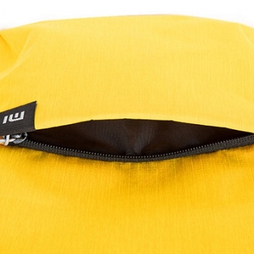 Рюкзак Xiaomi Mi Small Backpack (10 л) Рюкзак Xiaomi Mi Small Backpack (10 л), водовідштовхуючий поліестер, 1 внутрішня і 3 зовнішні кишені, застібки-блискавки YKK (Японія), пластикові пряжки ТМ Nx Lite ITW (США), зручні заплечні ремені, ручка для переноски рюкзака в руці, об'єм 10 л, логотип “Mi”, Київ, Киев